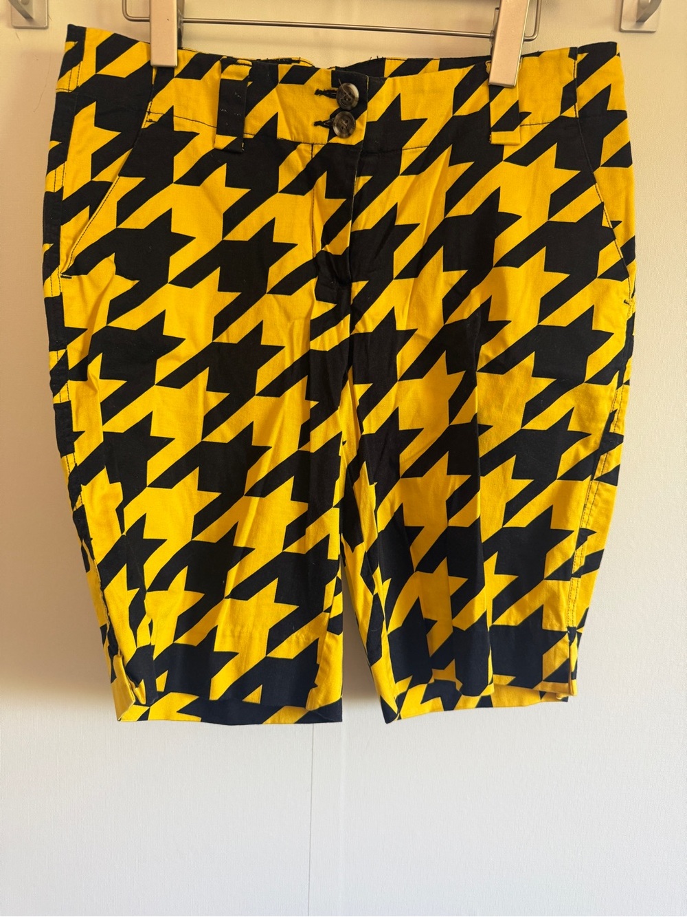 Loudmouth Golf Yellow Black Houndstooth Bermuda Shorts Women’s Size 8 Vintage
